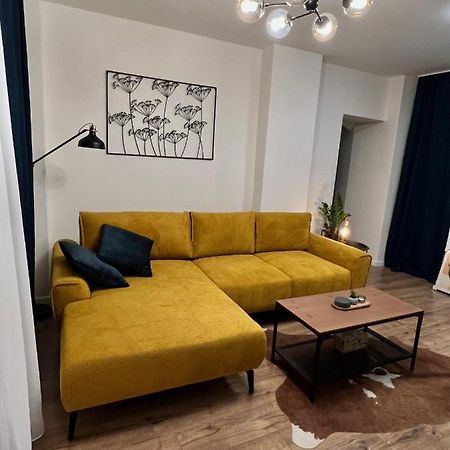 Apartment R&L Lazovna Apt 1 - Old Town And Parking Banska Bystrica Exterior photo
